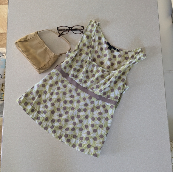 Boden • Floral Empire Waist Sleeveless Scoop Neck Cotton Summer Top - Picture 2 of 8